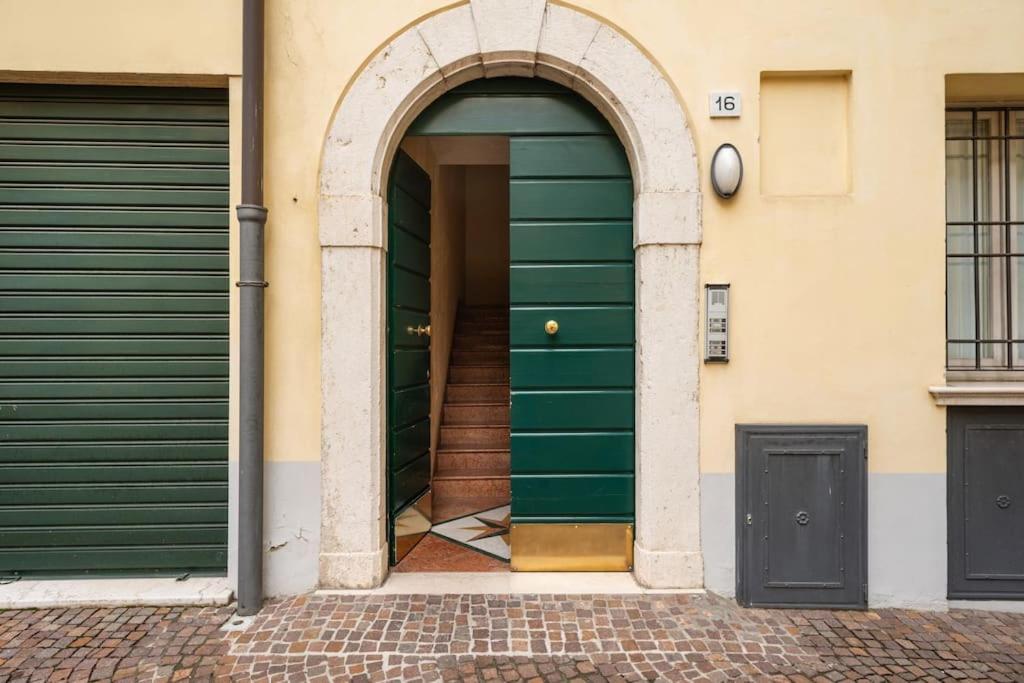 Duomo Apartment Brescia Exteriér fotografie